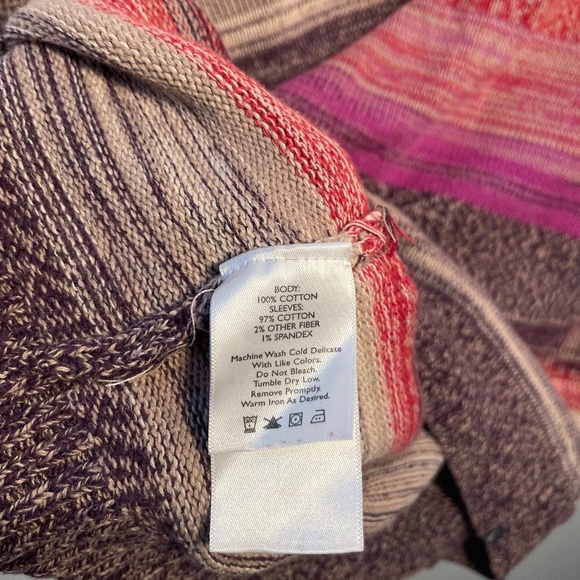 Eddie Bauer Purple and Red Soft 100% Cotton Medium-Weight Crew-Neck Sweater - Picture 4 of 4